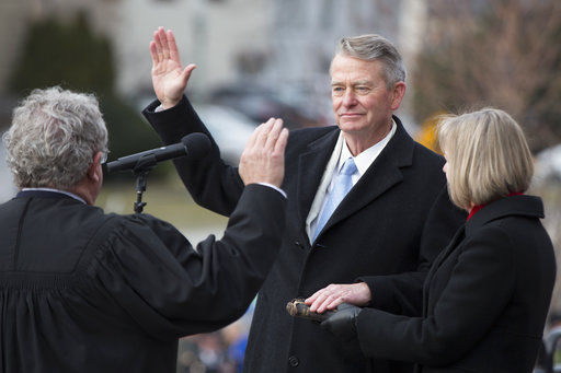 Inauguration ceremony held for top Idaho elected officials